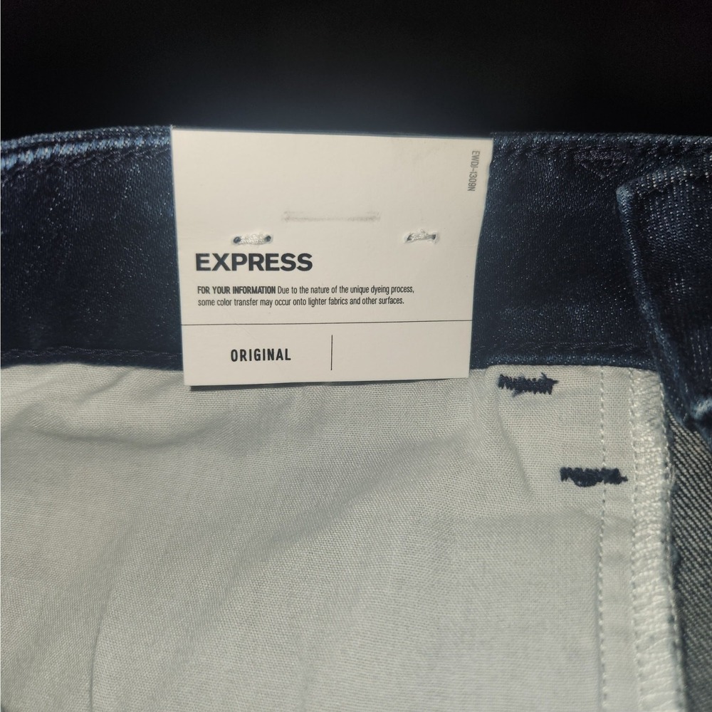 EXPRESS Rainbow Stripe Relaxed Low Rise Denim Shortie Shorts Size 4 NWT - Picture 8 of 10
